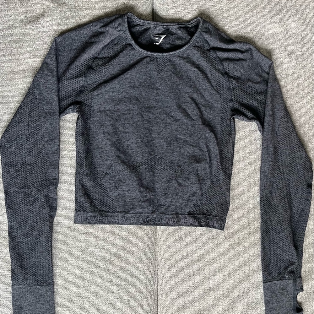 Gymshark vital seamless 2.0 long sleeve cropped top. Finger holes in sleeves